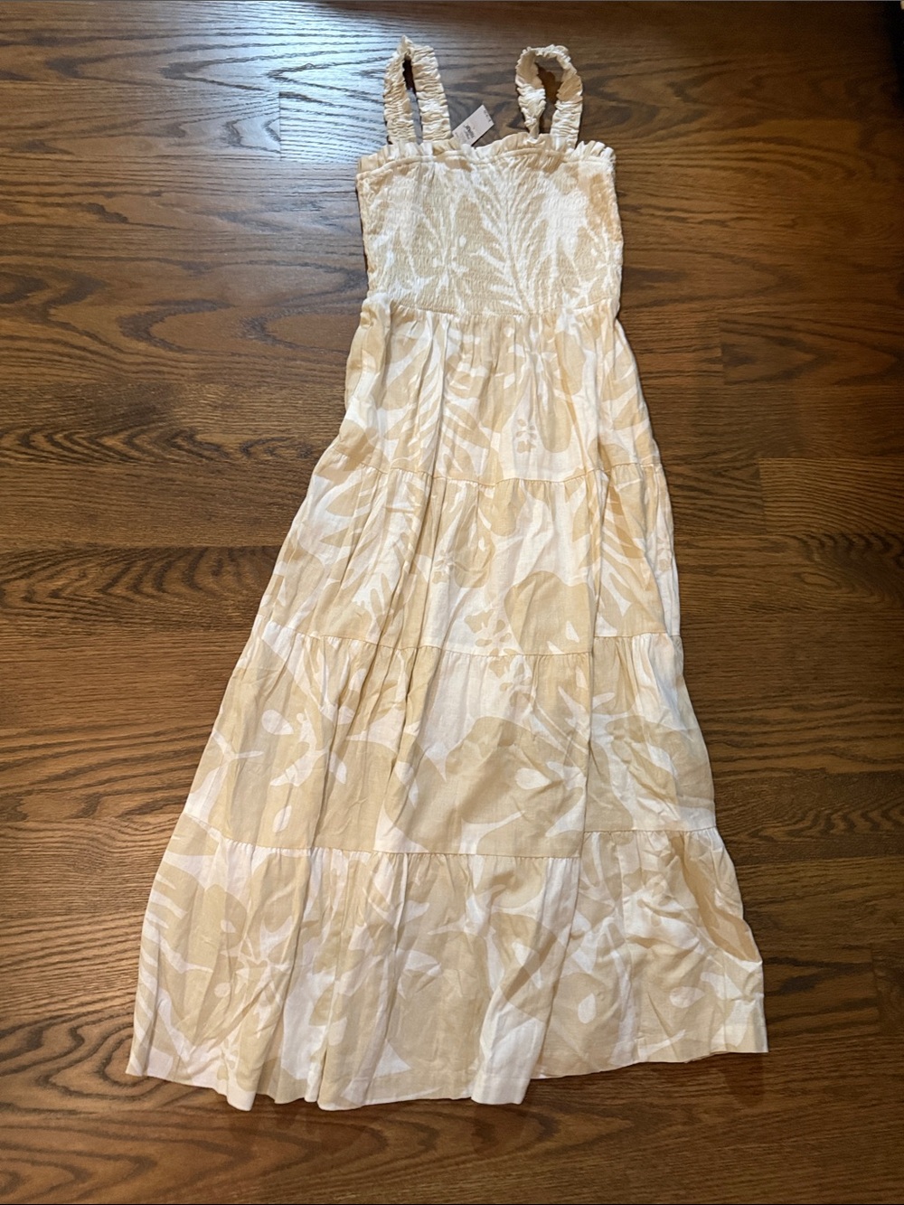 GAP Cream and White Floral Maxi Dress
